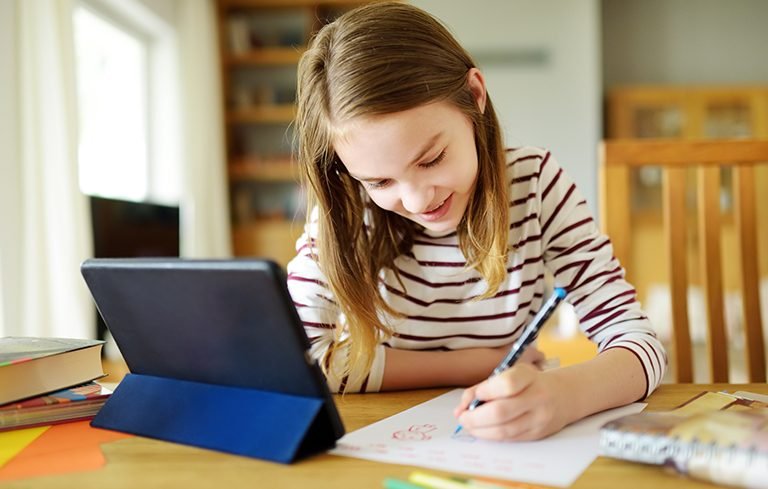 online egitim faydalari nelerdir e1639748581336